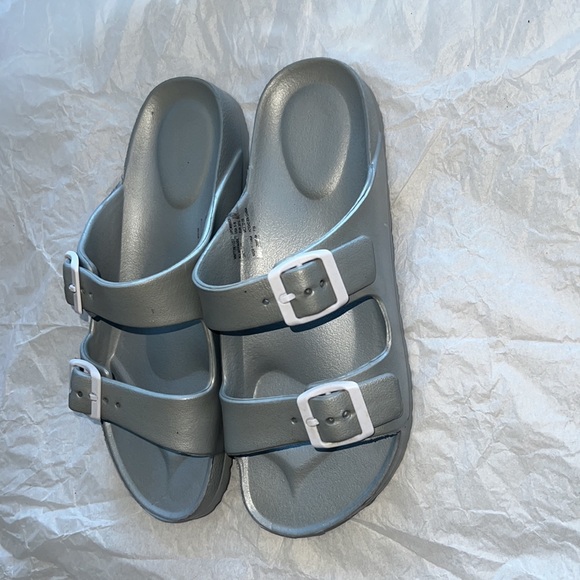 Big Kids Slides (Gray)- BRAND NEW!!! - Picture 6 of 8